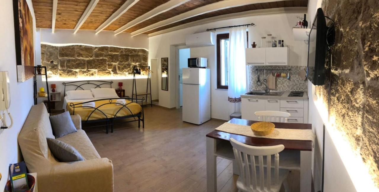 Ninfa Alghero Buitenkant foto